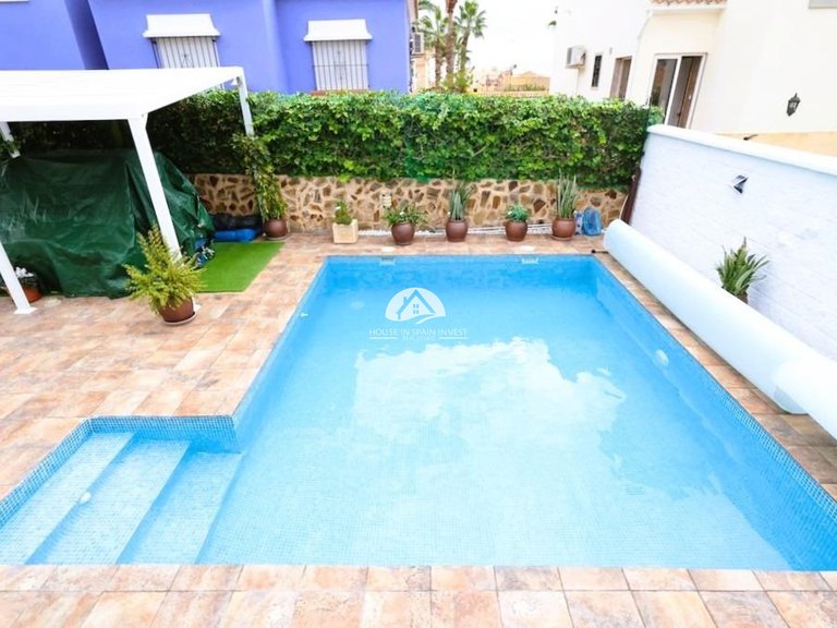 Villa for Sale in Villamartín - Las Filipinas San Miguel De Salinas, Alicante 5