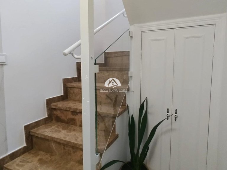 Villa for Sale in Villamartín - Las Filipinas San Miguel De Salinas, Alicante 13