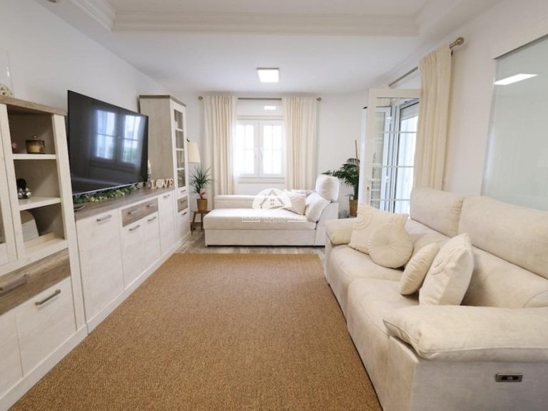Villa for Sale in Villamartín - Las Filipinas San Miguel De Salinas, Alicante 17