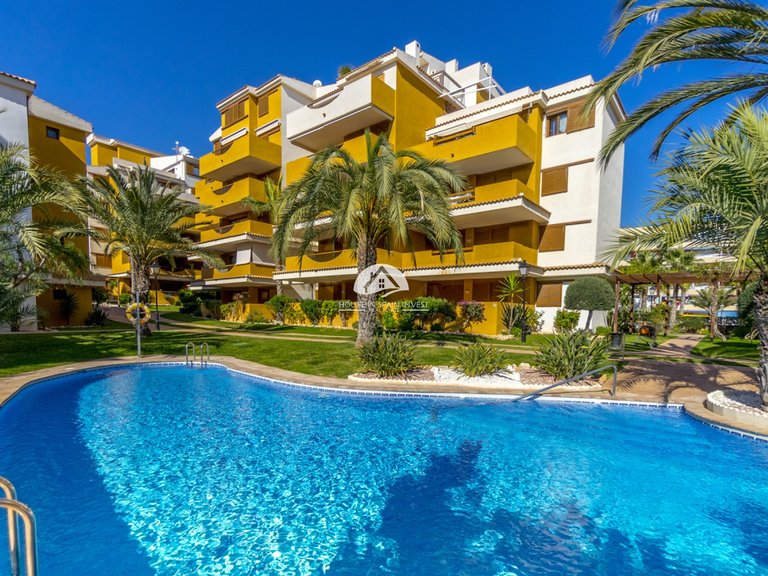 Apartment for Sale in Punta Prima Torrevieja, Alicante 30