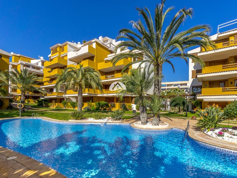 Apartment for Sale in Punta Prima Torrevieja, Alicante 31