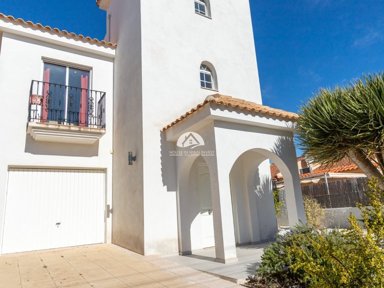 Villa for Sale in Los Balcones Torrevieja, Alicante 2
