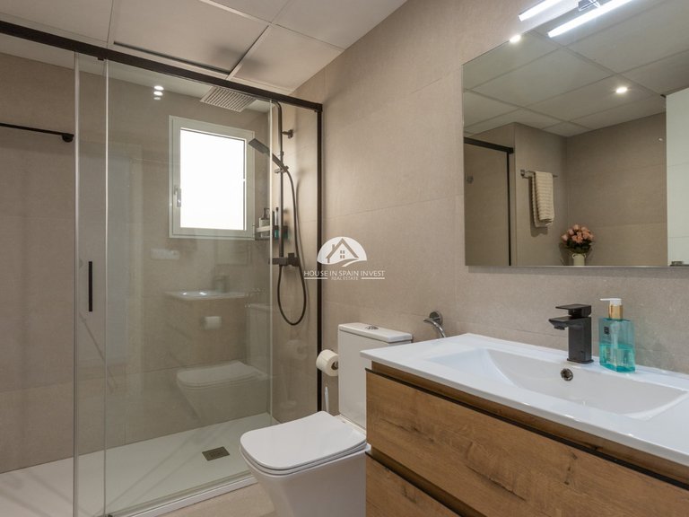 Villa for Sale in Los Balcones Torrevieja, Alicante 11