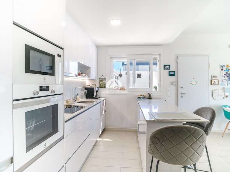 Villa for Sale in Pilar de la Horadada Pilar De La Horadada, Alicante 8