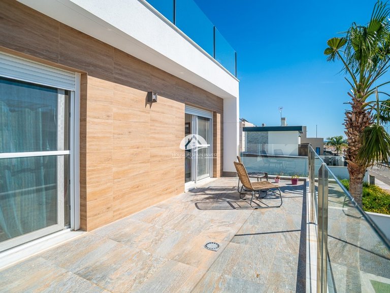 Villa for Sale in Pilar de la Horadada Pilar De La Horadada, Alicante 25