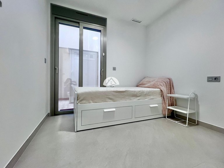 Apartment for Sale in Centro Torrevieja, Alicante 9