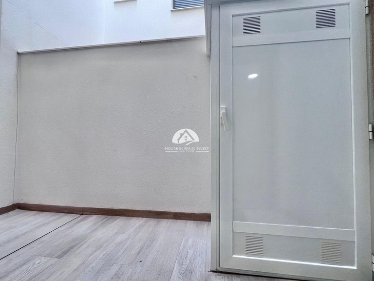 Apartment for Sale in Centro Torrevieja, Alicante 10