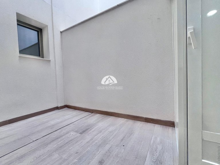 Apartment for Sale in Centro Torrevieja, Alicante 11