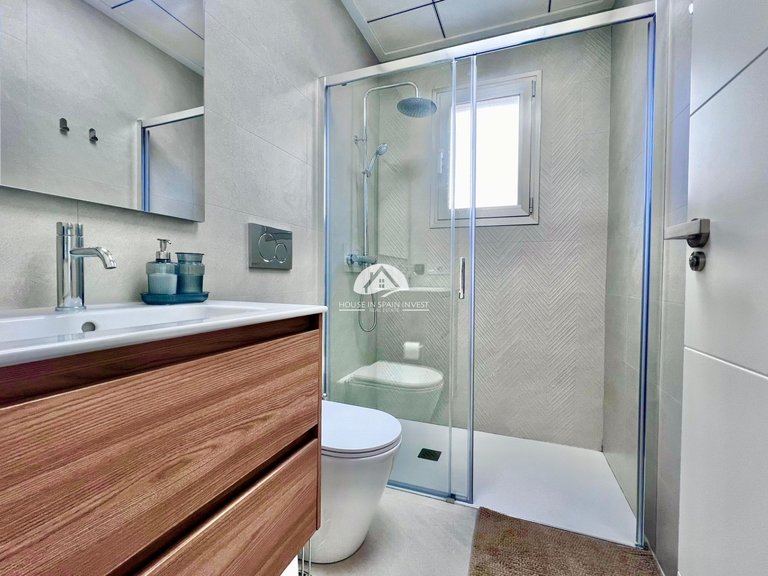 Apartment for Sale in Centro Torrevieja, Alicante 12