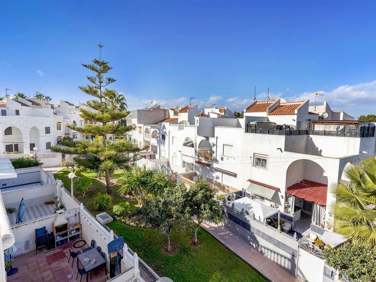 Town House for Sale in Nueva Torrevieja Torrevieja, Alicante 32