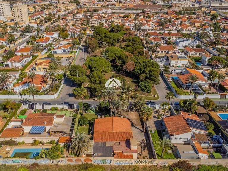 Town House for Sale in Nueva Torrevieja Torrevieja, Alicante 48