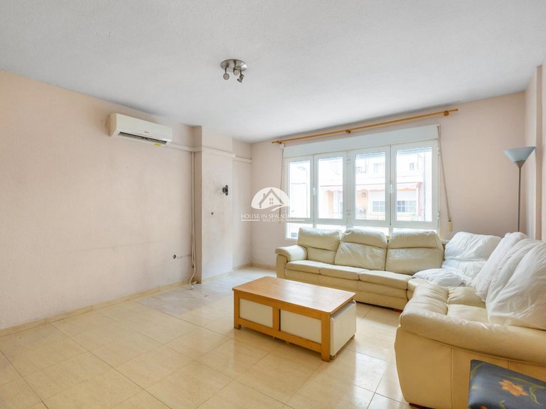 Apartment for Sale in Centro Torrevieja, Alicante 4