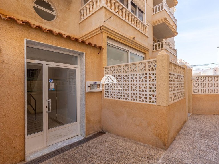 Apartment for Sale in Nueva Torrevieja Torrevieja, Alicante 23
