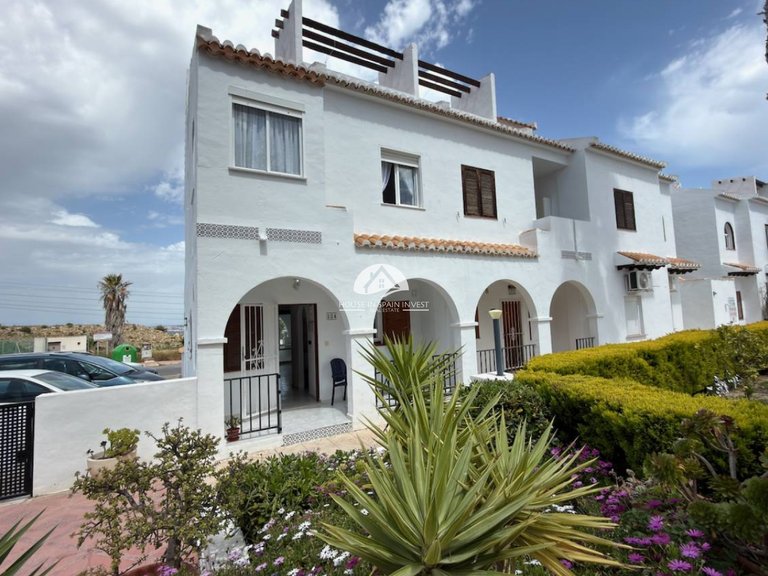 Villa for Sale in Ciudad Quesada Rojales - Ciudad Quesada, Alicante 2