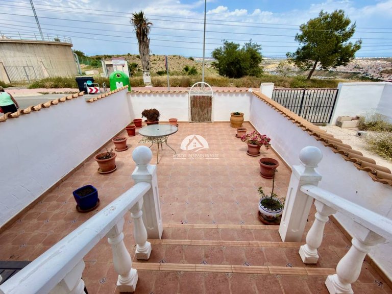 Villa for Sale in Ciudad Quesada Rojales - Ciudad Quesada, Alicante 22