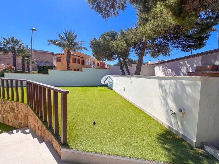 Villa for Sale in Los Balcones Torrevieja, Alicante 5