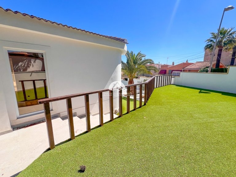 Villa for Sale in Los Balcones Torrevieja, Alicante 6
