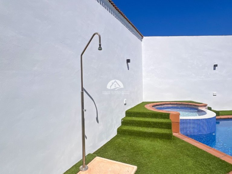 Villa for Sale in Los Balcones Torrevieja, Alicante 14