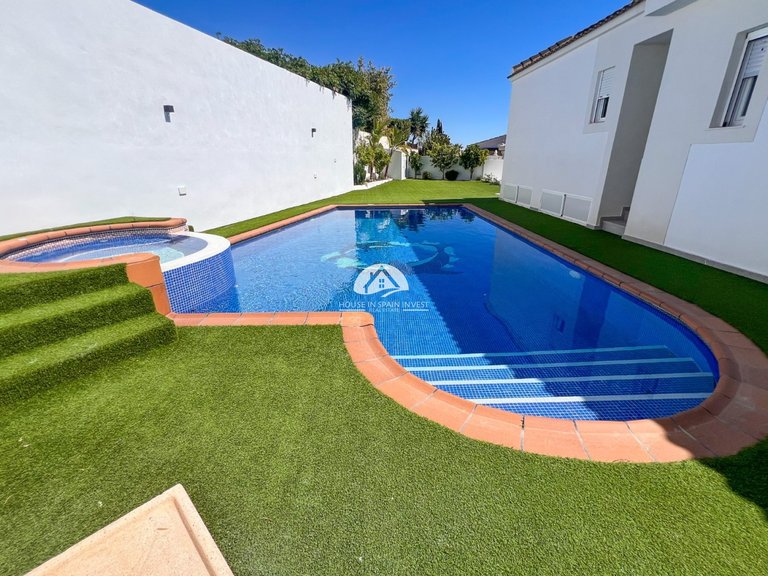 Villa for Sale in Los Balcones Torrevieja, Alicante 15