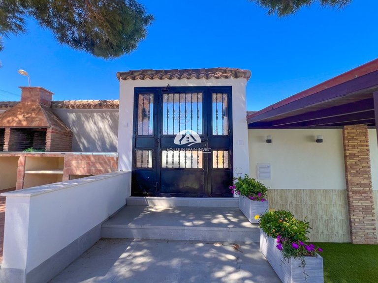 Villa for Sale in Los Balcones Torrevieja, Alicante 23