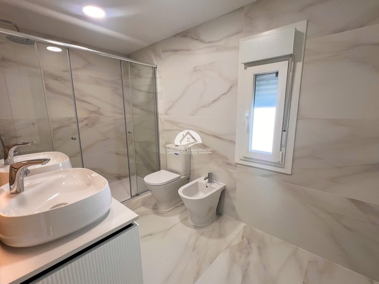 Villa for Sale in Los Balcones Torrevieja, Alicante 33
