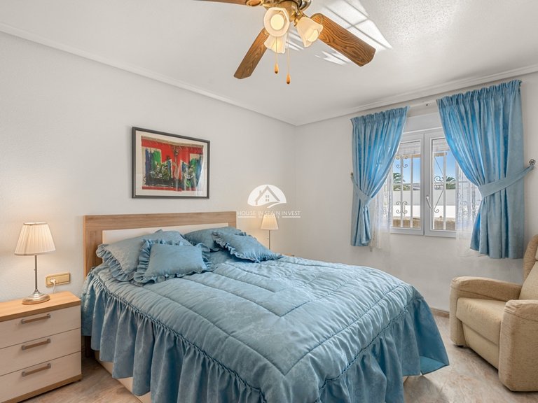 Villa for Sale in Ciudad Quesada Rojales - Ciudad Quesada, Alicante 32