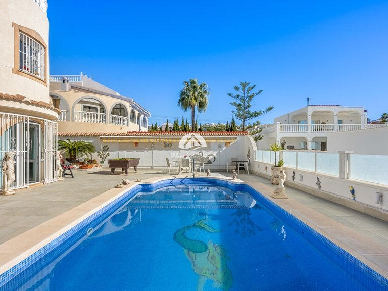 Villa for Sale in Ciudad Quesada Rojales - Ciudad Quesada, Alicante 38
