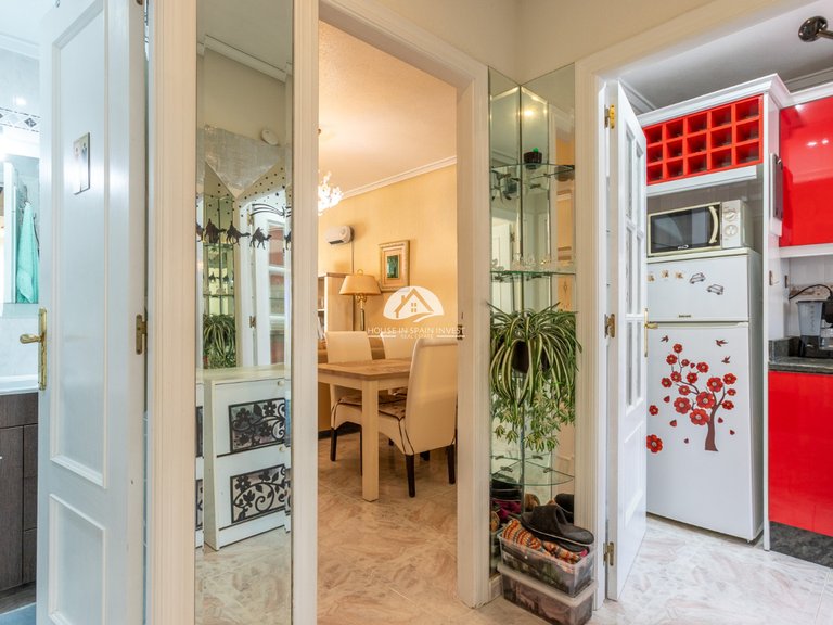 Apartment for Sale in Torrevieja Torrevieja, Alicante 2