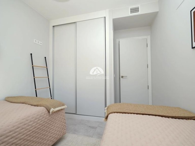 Apartment for Sale in Las Filipinas Orihuela Costa, Alicante 12