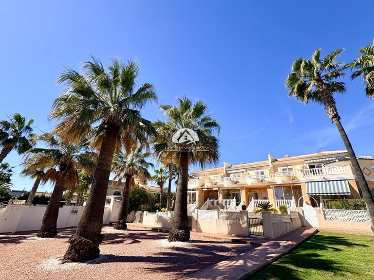 Apartment for Sale in Ciudad Quesada Rojales - Ciudad Quesada, Alicante 1
