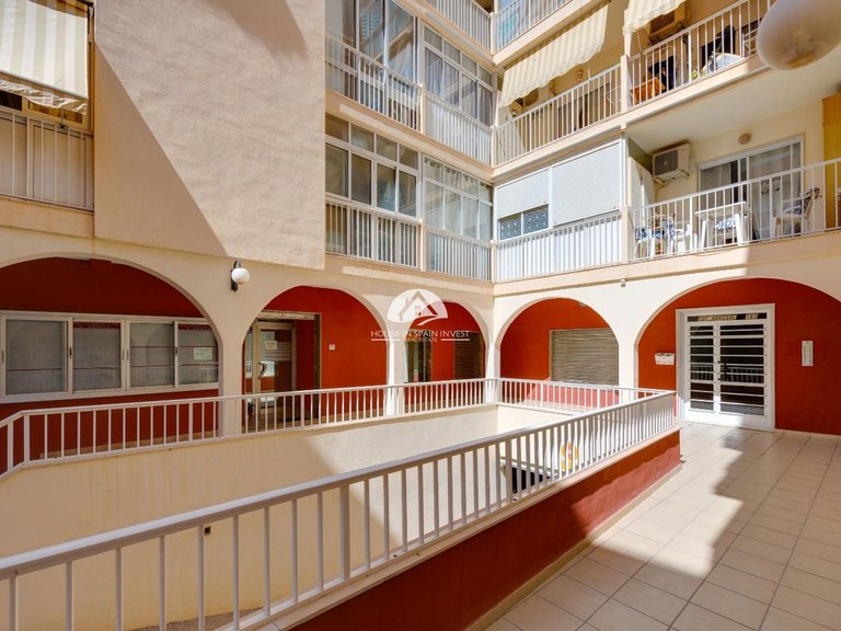 Apartment for Sale in Playa del Cura Torrevieja, Alicante 2