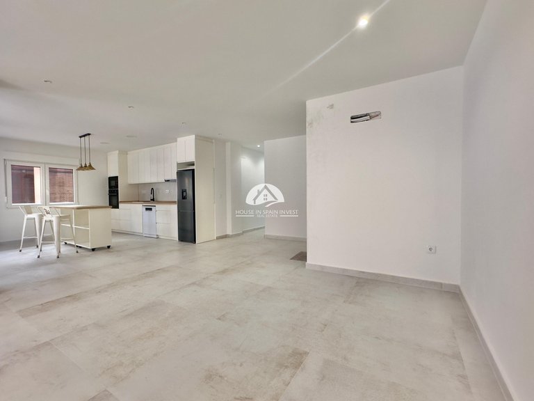 Apartment for Sale in El Acequión - Los Náufragos Torrevieja, Alicante 4