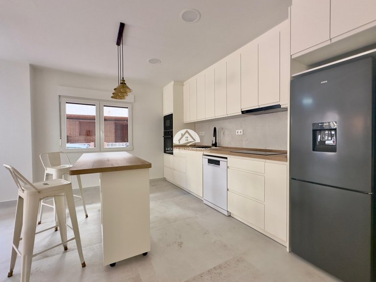 Apartment for Sale in El Acequión - Los Náufragos Torrevieja, Alicante 5