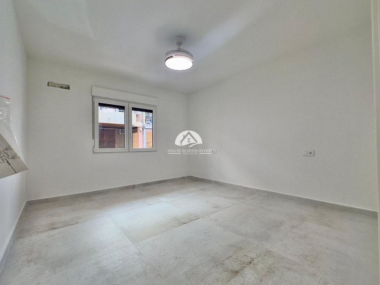 Apartment for Sale in El Acequión - Los Náufragos Torrevieja, Alicante 33