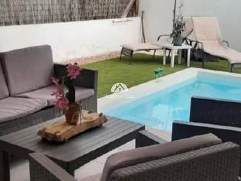 Villa for Sale in Lomas de Cabo Roig Orihuela Costa, Alicante 5