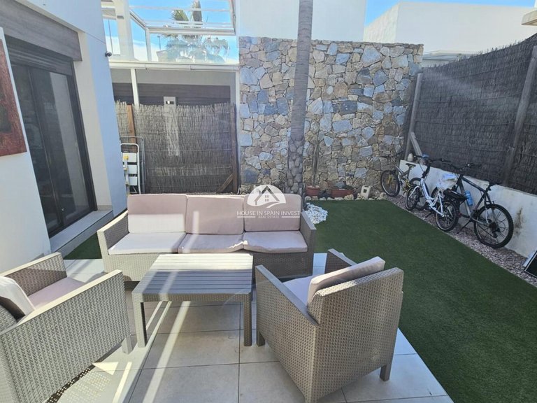 Villa for Sale in Lomas de Cabo Roig Orihuela Costa, Alicante 9