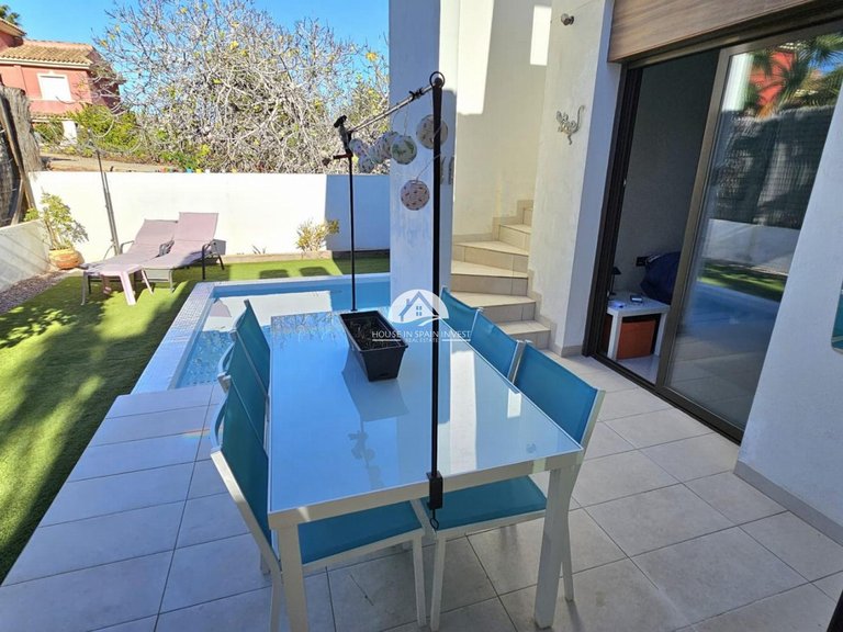 Villa for Sale in Lomas de Cabo Roig Orihuela Costa, Alicante 12