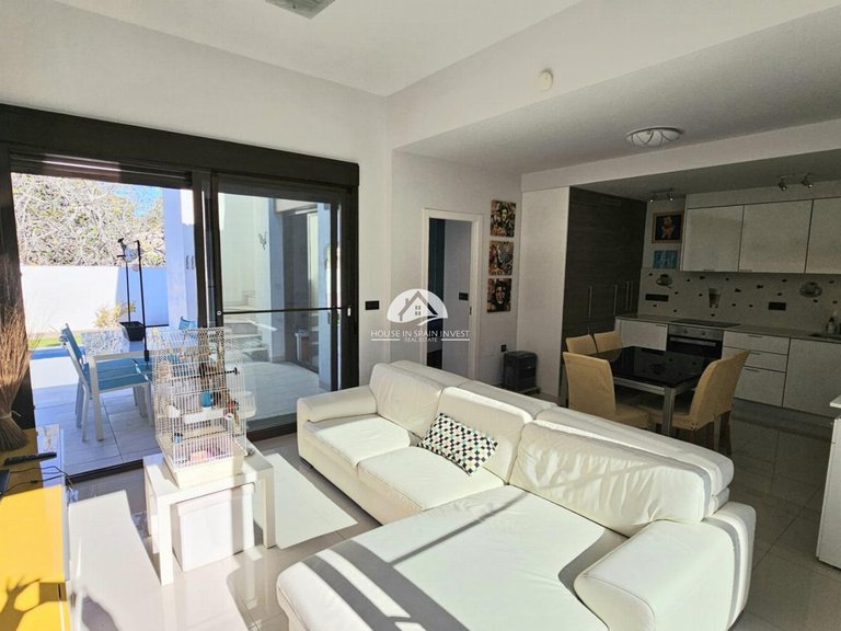 Villa for Sale in Lomas de Cabo Roig Orihuela Costa, Alicante 17