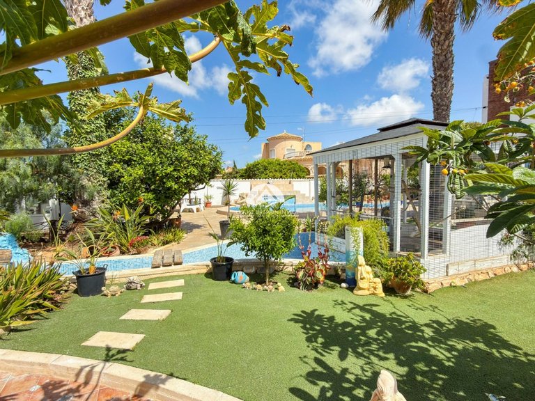 Villa for Sale in Ciudad Quesada Rojales - Ciudad Quesada, Alicante 5