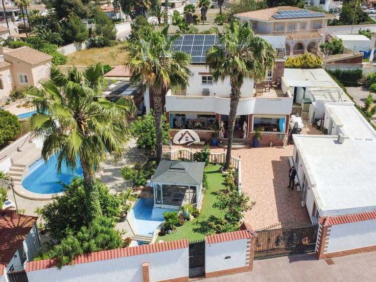 Villa for Sale in Ciudad Quesada Rojales - Ciudad Quesada, Alicante 8
