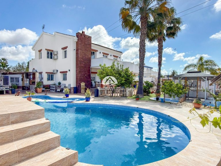 Villa for Sale in Ciudad Quesada Rojales - Ciudad Quesada, Alicante 22