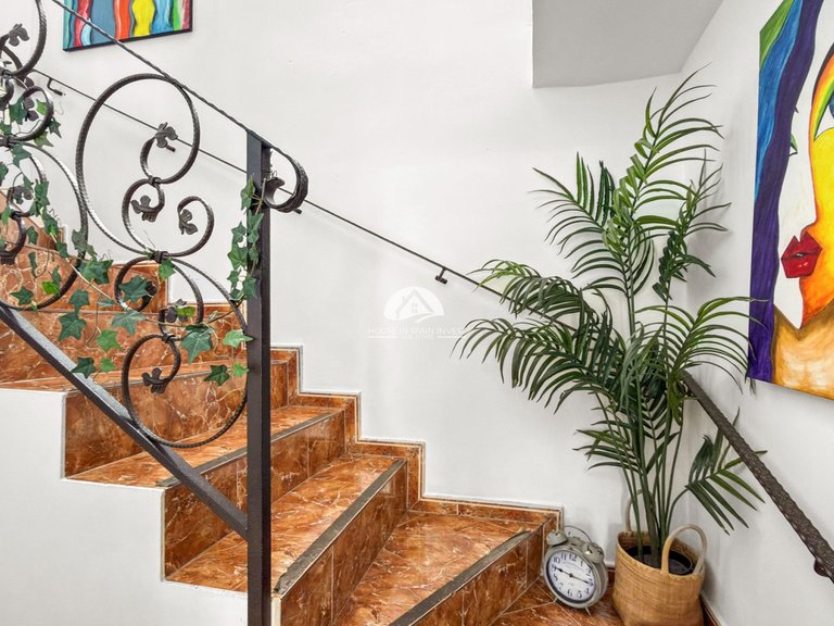 Villa for Sale in Ciudad Quesada Rojales - Ciudad Quesada, Alicante 32
