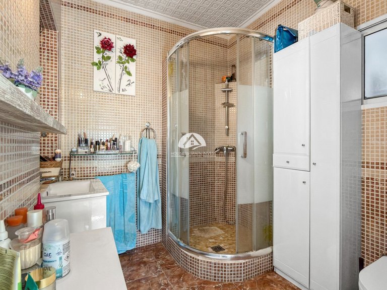 Villa for Sale in Ciudad Quesada Rojales - Ciudad Quesada, Alicante 38
