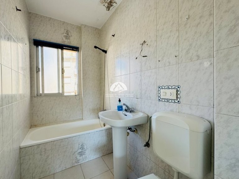 Apartment for Sale in La Mata Torrevieja, Alicante 12