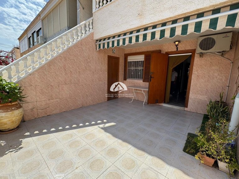 Apartment for Sale in El Acequion - Los Náufragos Torrevieja, Alicante 1