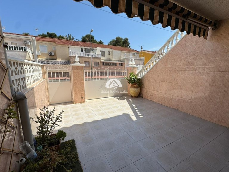Apartment for Sale in El Acequion - Los Náufragos Torrevieja, Alicante 4