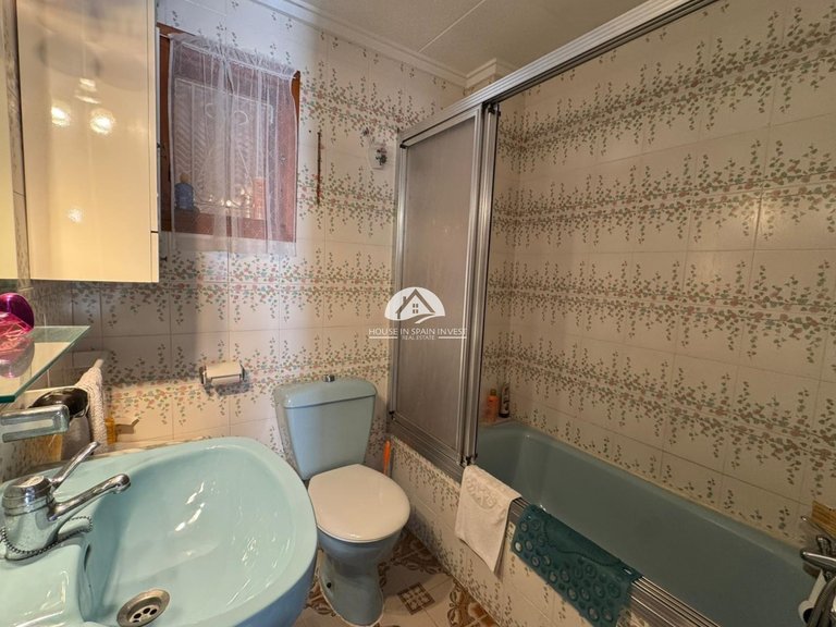 Apartment for Sale in El Acequion - Los Náufragos Torrevieja, Alicante 24