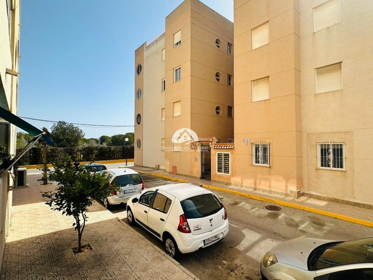 Apartment for Sale in La Siesta - El Salado - Torreta Torrevieja, Alicante 5