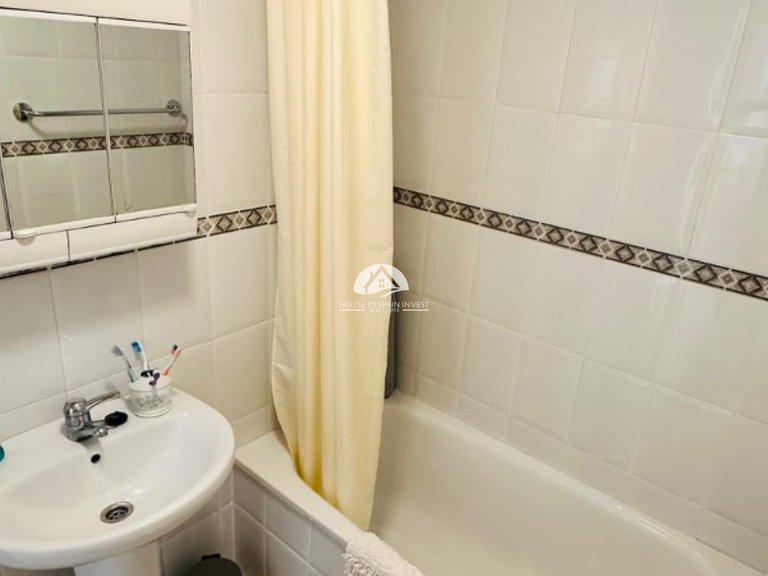 Apartment for Sale in La Siesta - El Salado - Torreta Torrevieja, Alicante 32