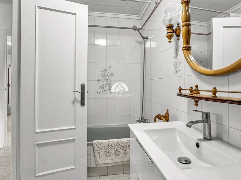 Apartment for Sale in Playa de los Locos Torrevieja, Alicante 19